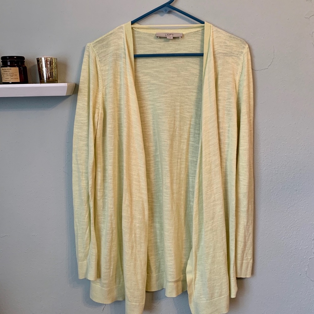 LOFT flowy pale yellow cardigan medium
